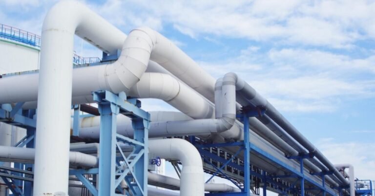 Pigging in Safeguarding Pipelines