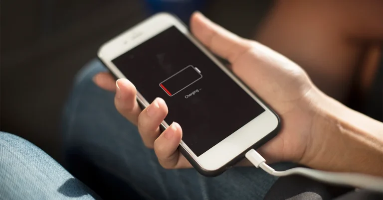 battery is yellow iphone